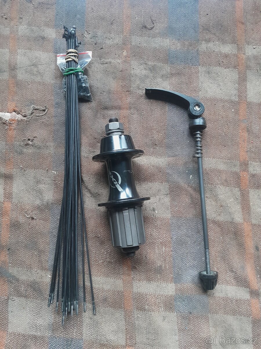 Zadni náboj Axis 24d