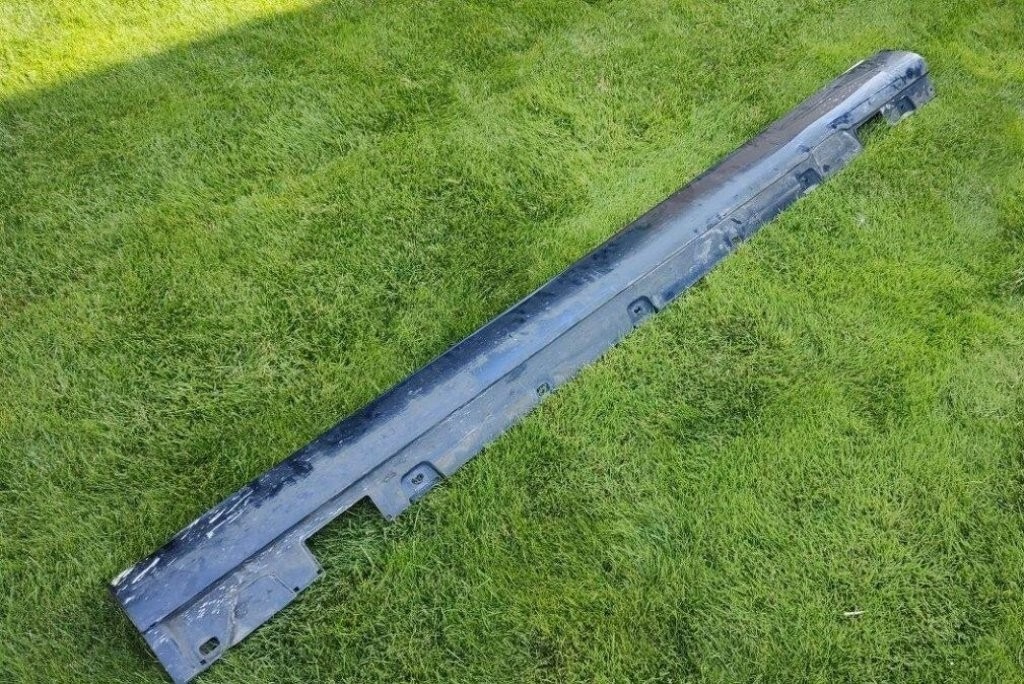 Mercedes E W213 213 - Lavy prah podbeh kryt