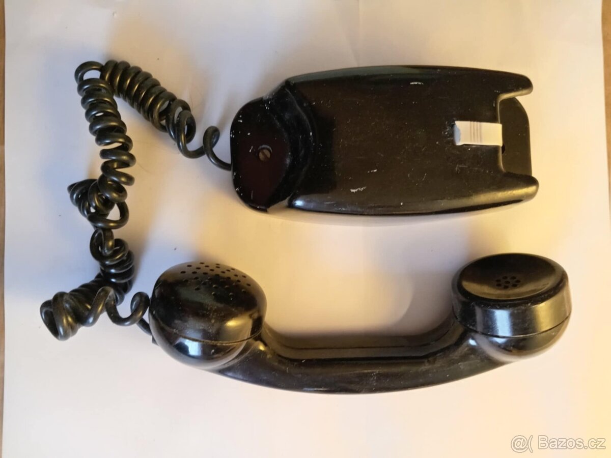 Bakelitové telefony Tesla