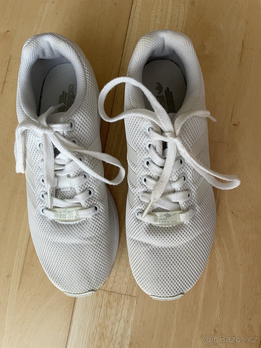 Bílé tenisky Adidas