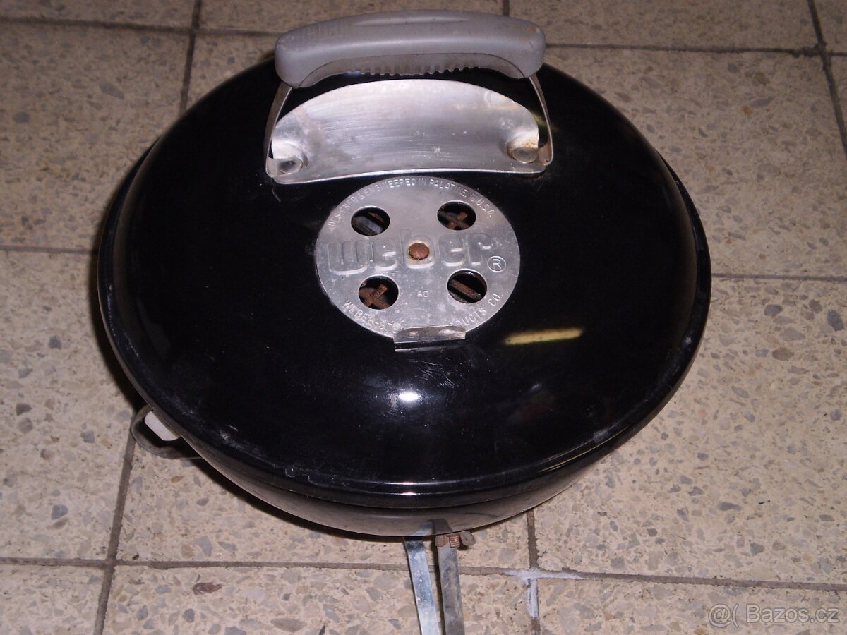WEBER CESTOVNÍ GRIL NA DŘEVĚNÉ UHLÍ Ø 37 CM,