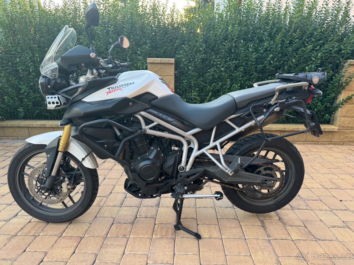 Triumph Tiger 800