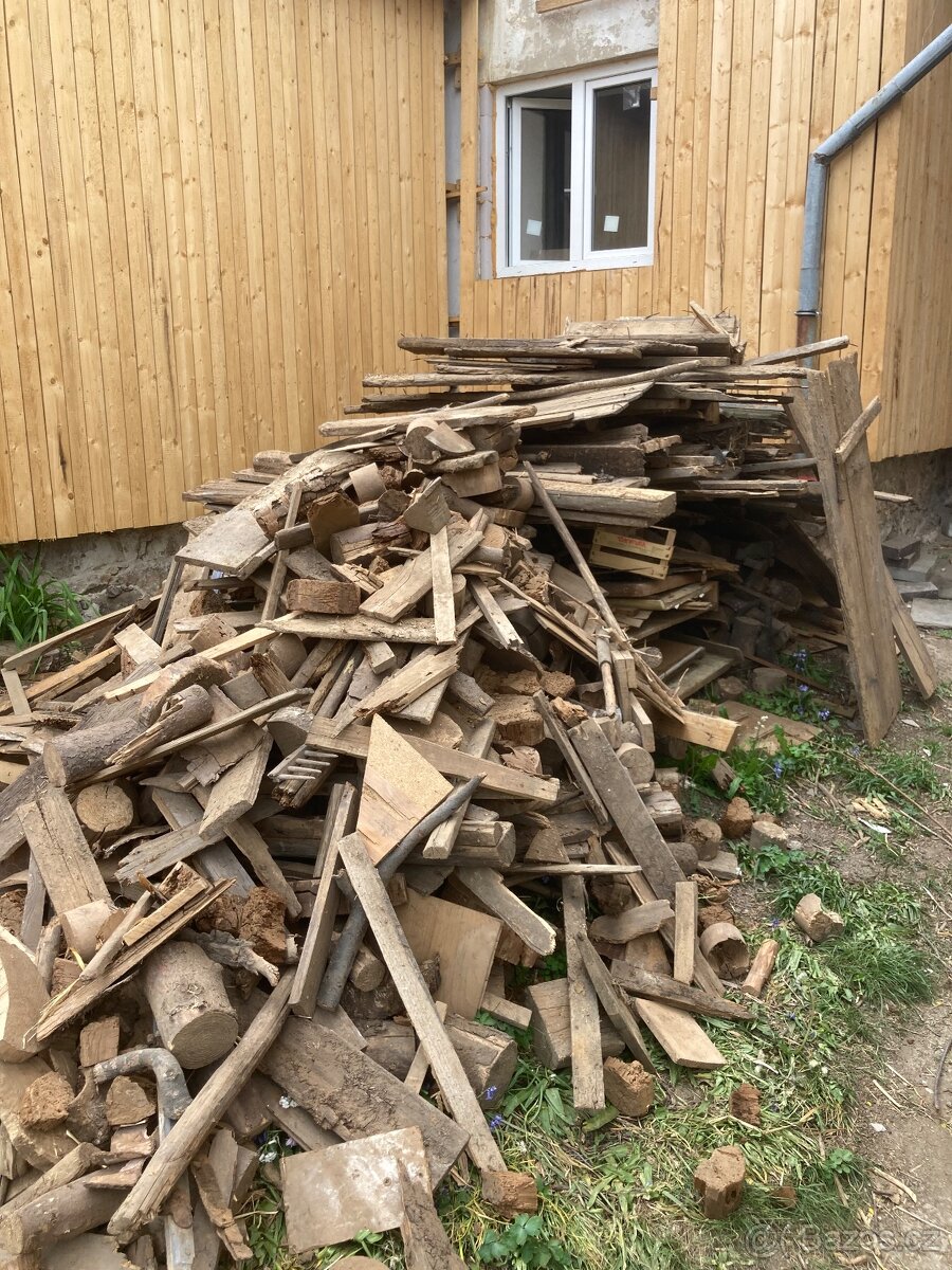 palivové dřevo za odvoz
