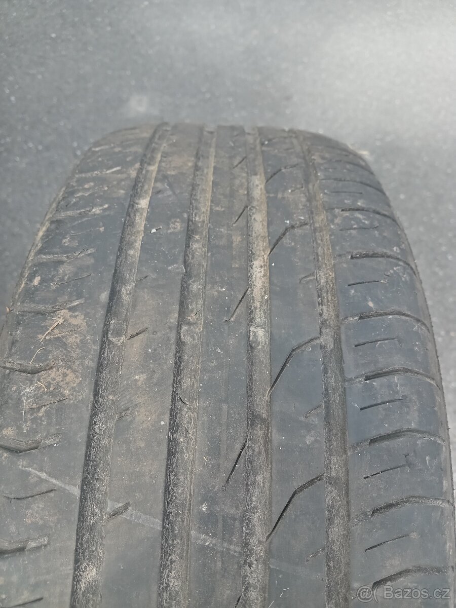Letní pneu 205/55 R16