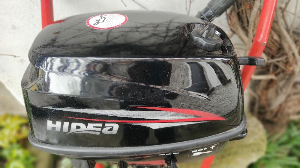 Prodám lodní motor Hidea 5HP