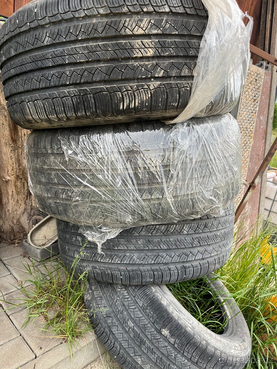 265/50 R19