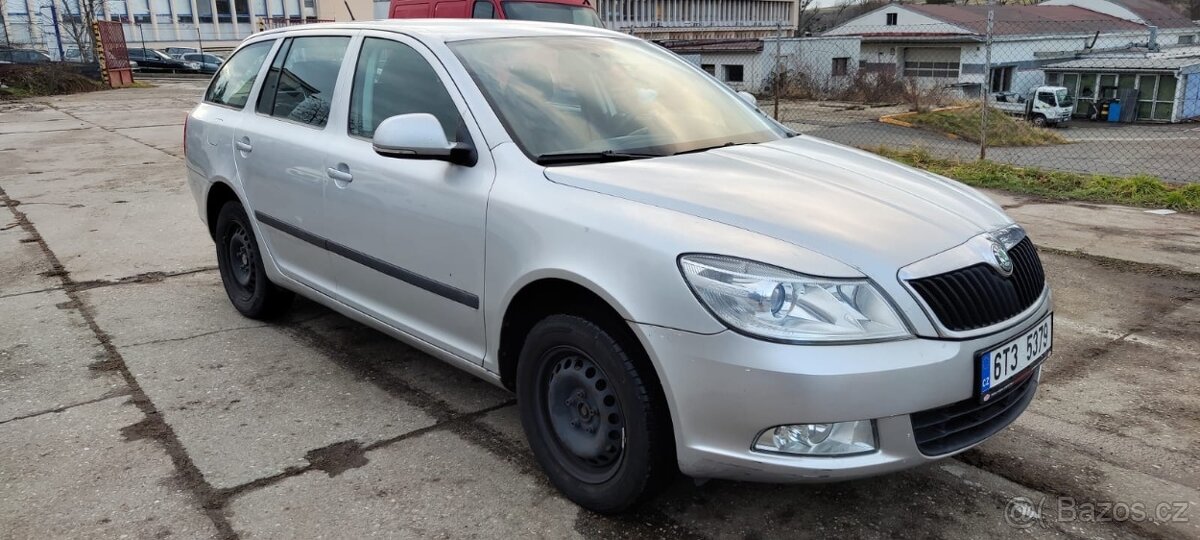 ŠKODA OCTAVIA 1.6 MPI