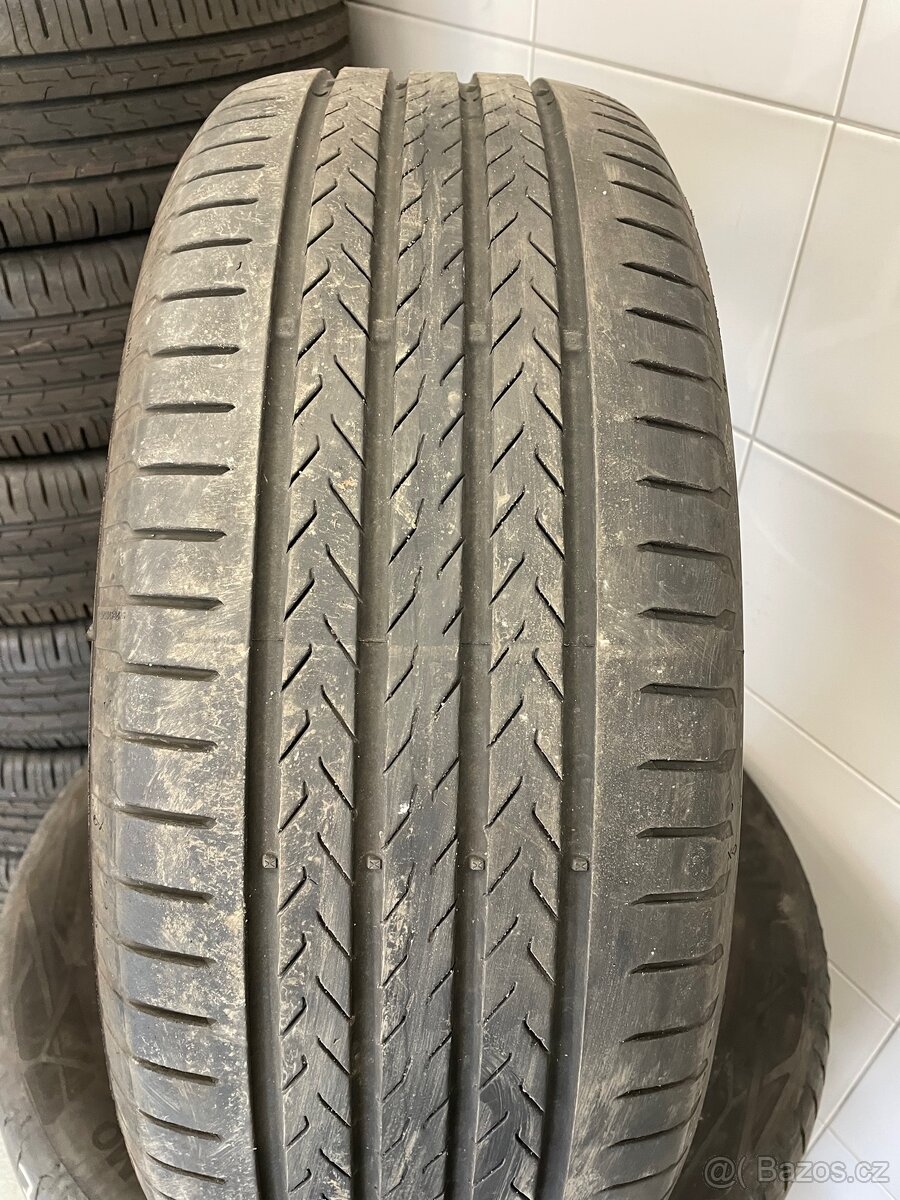 Letní pneu 235/55R19