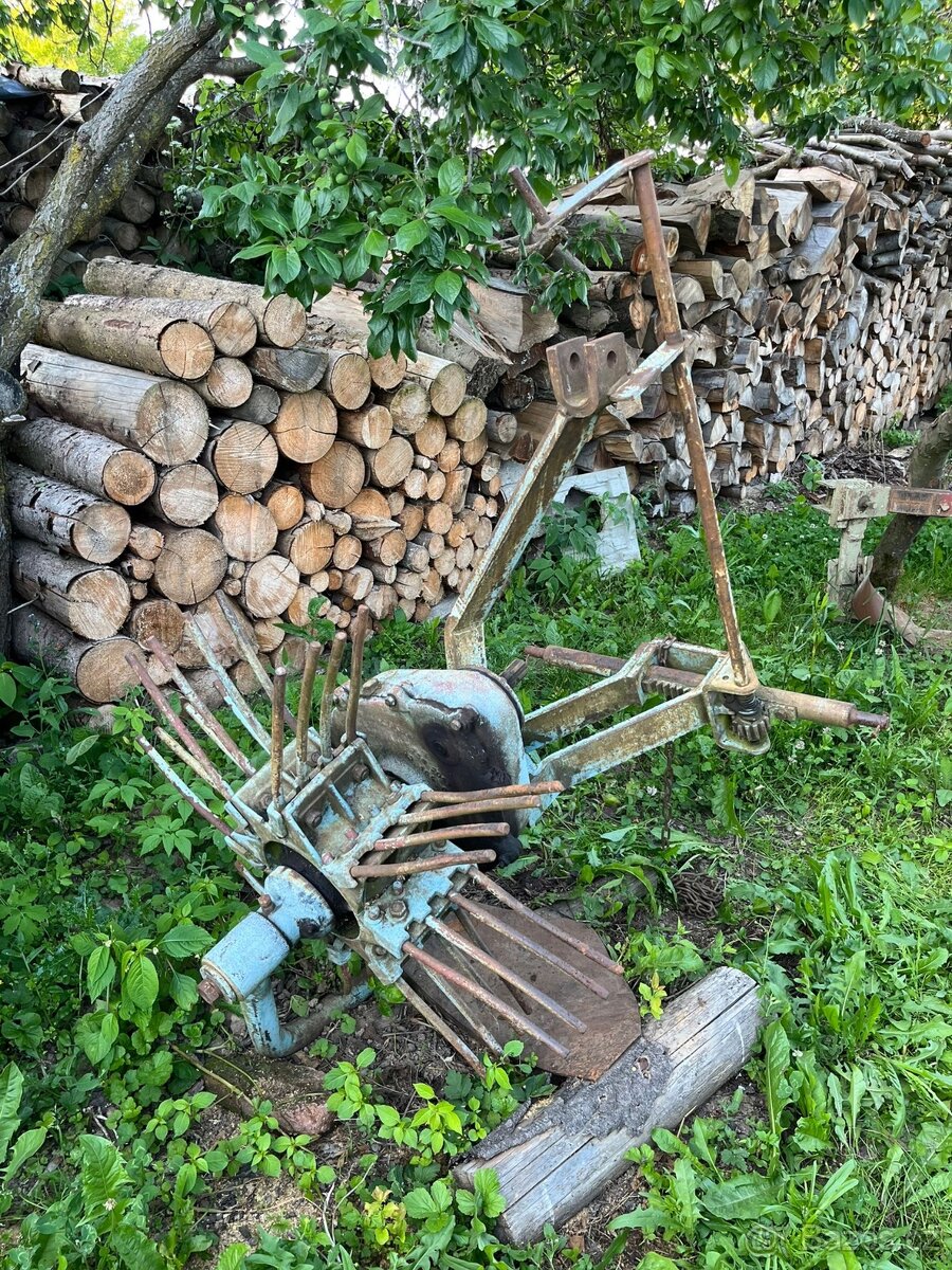 Vyorávač brambor čert