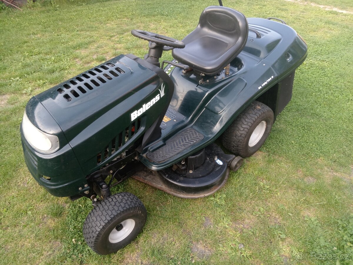 Prodám zahradní traktor bolens