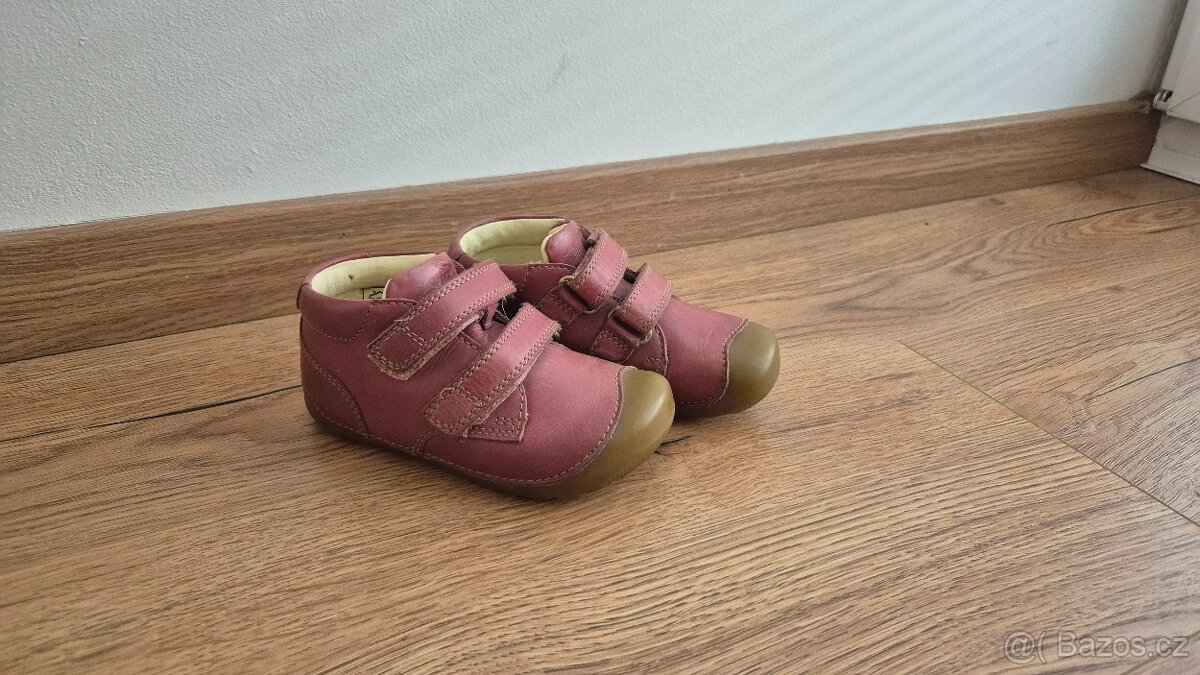 Barefoot celoročky Bungaard