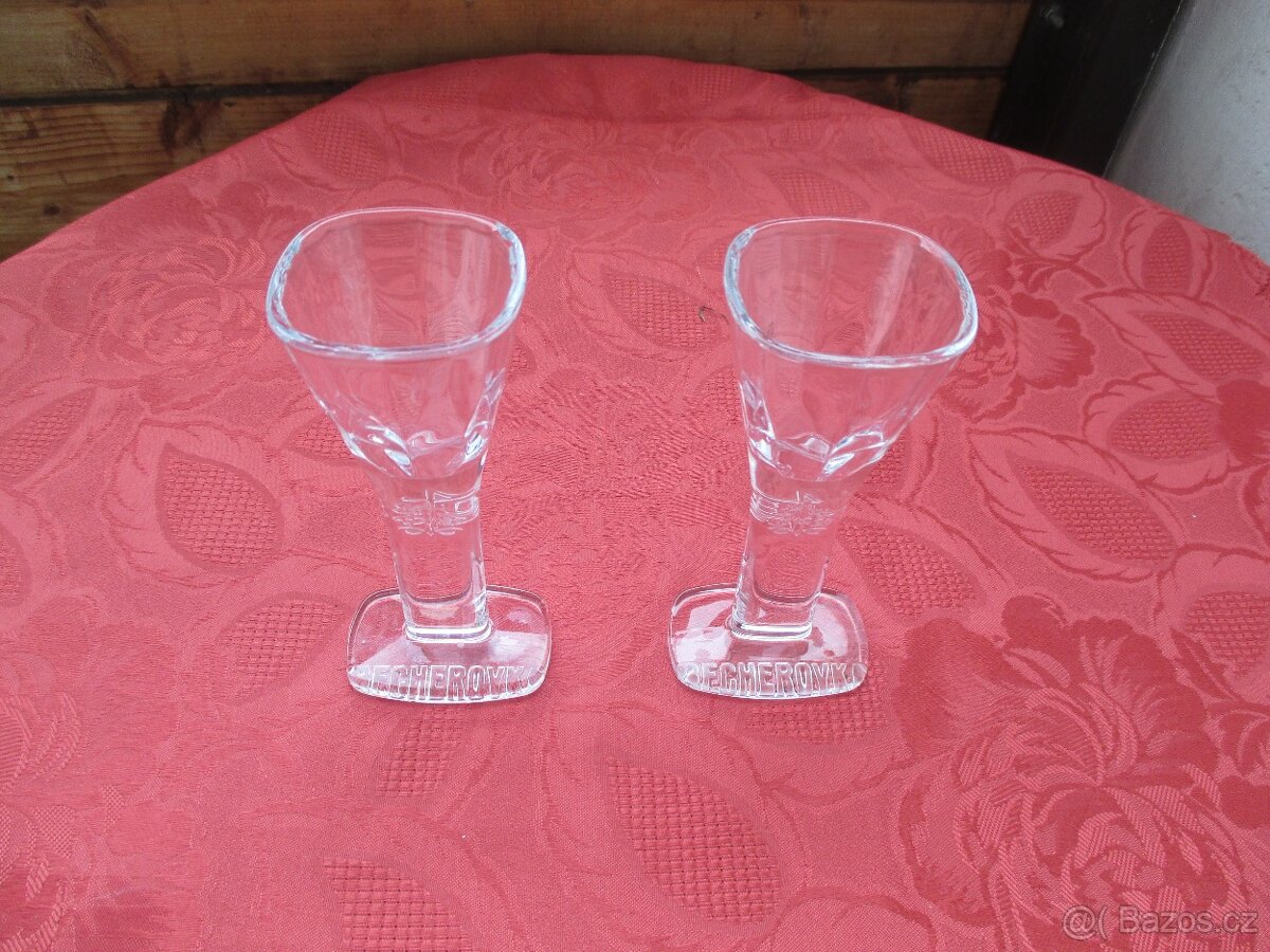 Becherovka-2 sklenky