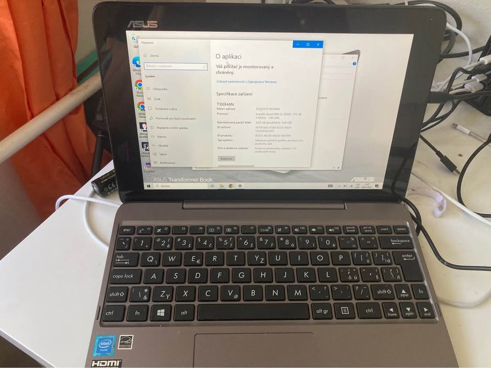 ASUS Transformer Book T100HAN – 4 GB RAM, 120 GB úložiště –