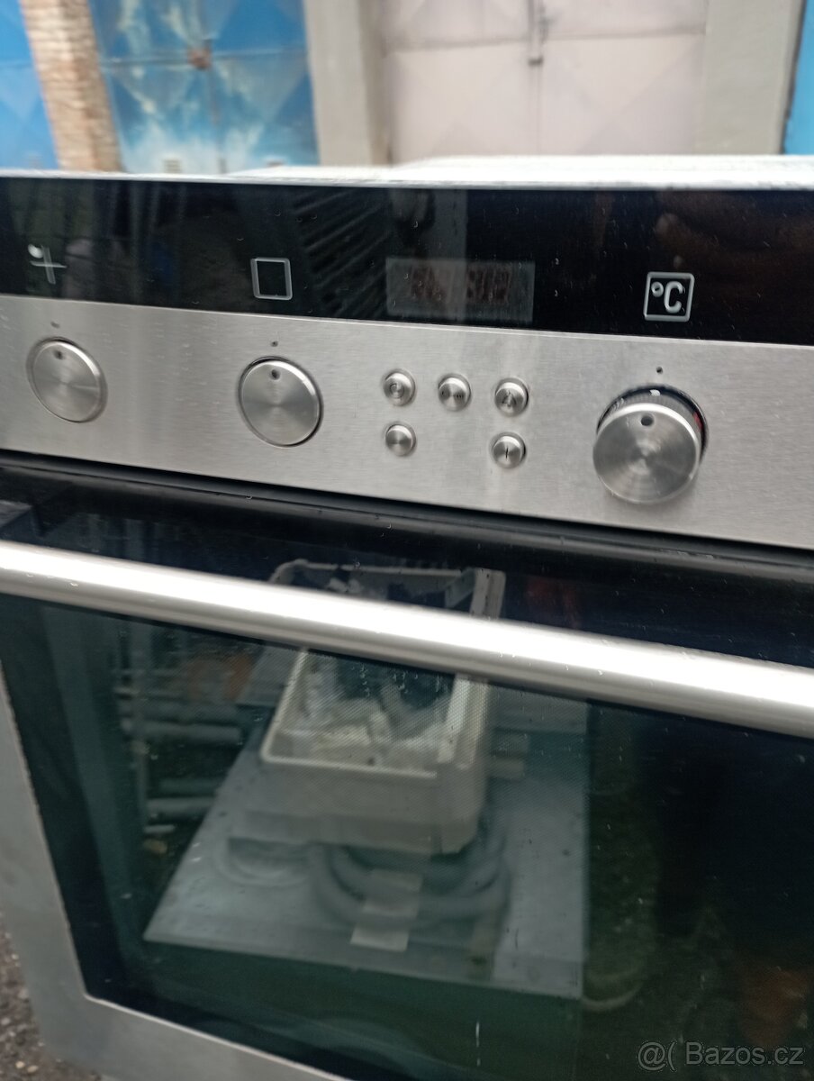 Prodám vestavěné keramickou deskou