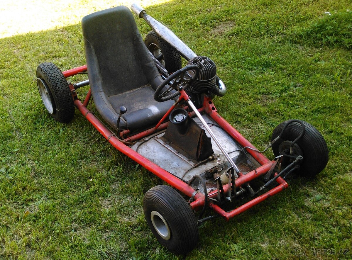 Motokára jawa čz závodní