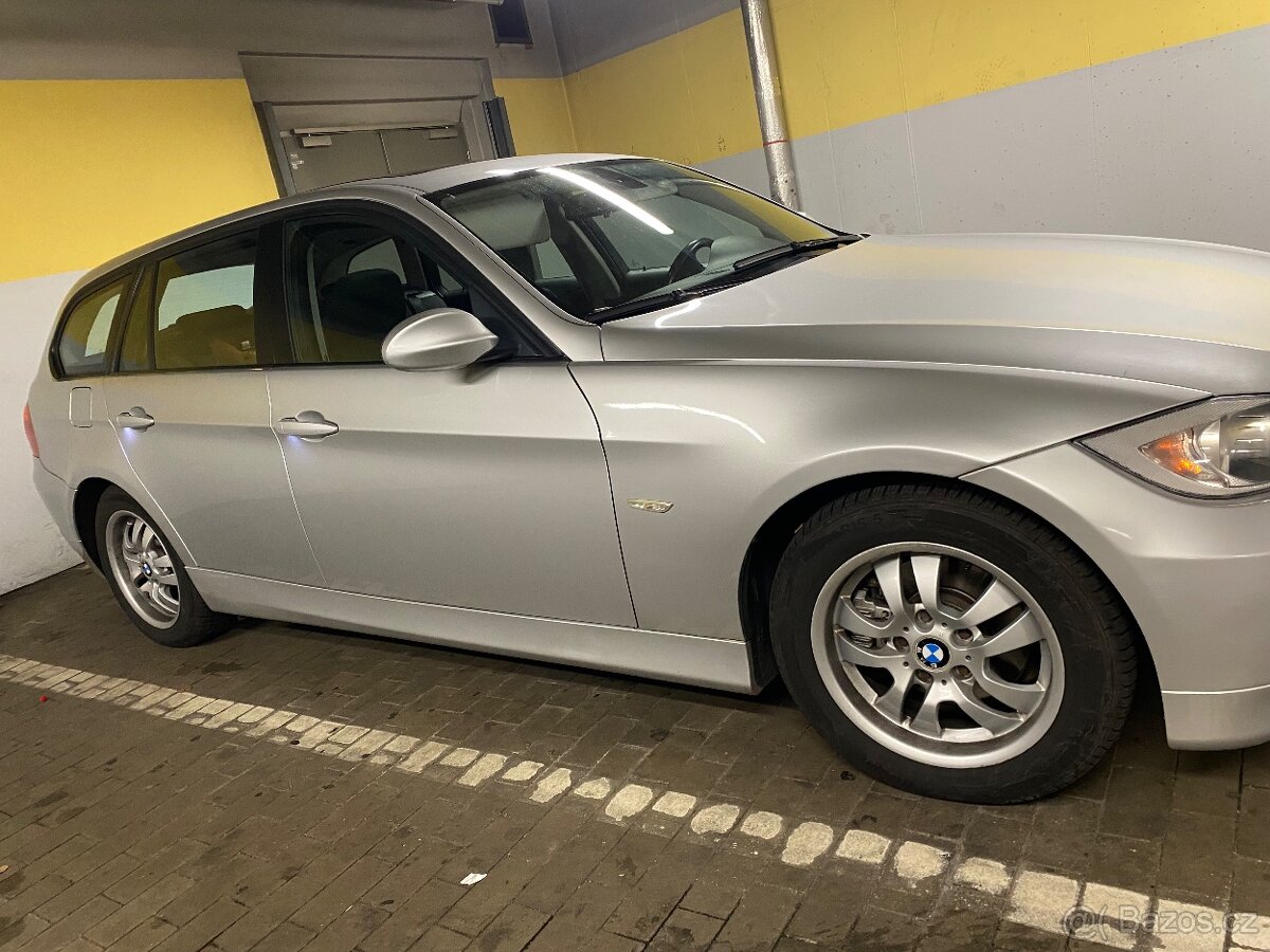Bmw 3 E91 320d 120 kw, individual, panorama, nová technická