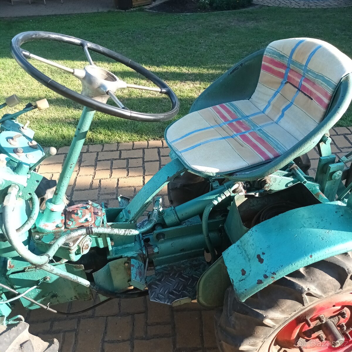 Prodám malotraktor tz4k12