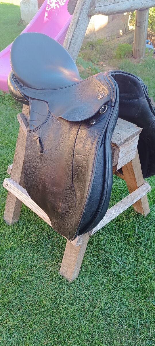 Všestranné sedlo Kieffer