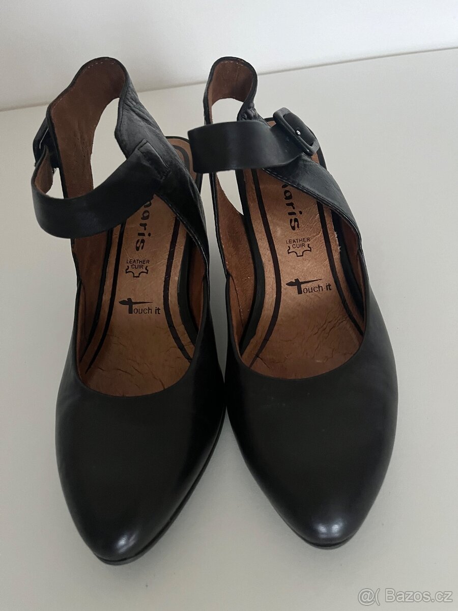 Černé lodičky Tamaris