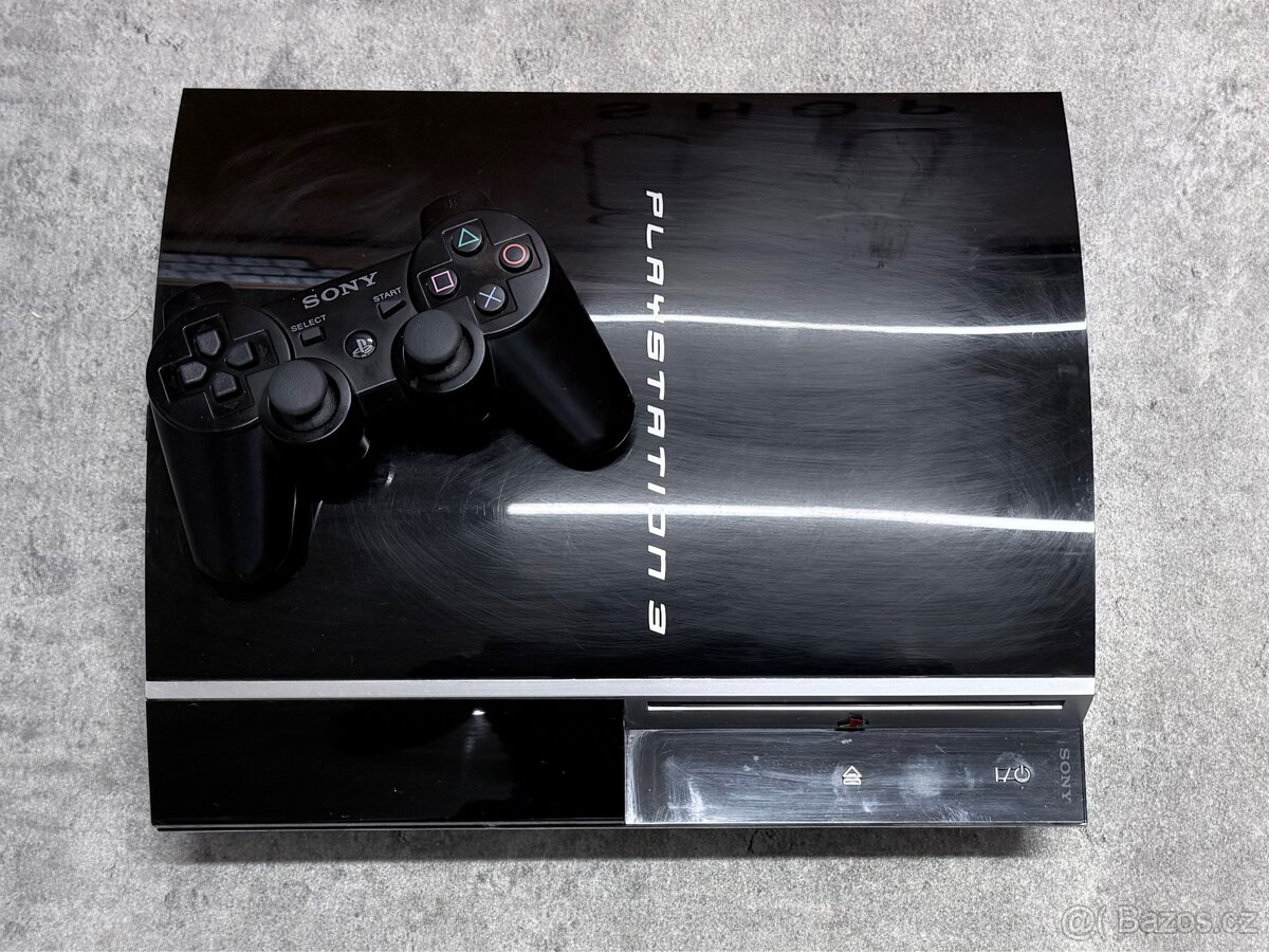 - PS3 Sony Fat konzole Cechh04 40GB -