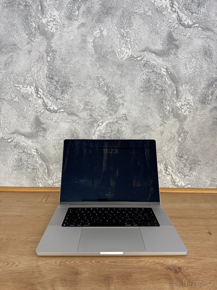 MacBook Pro 16" (2021) – Revoluční výkon M1 Pro