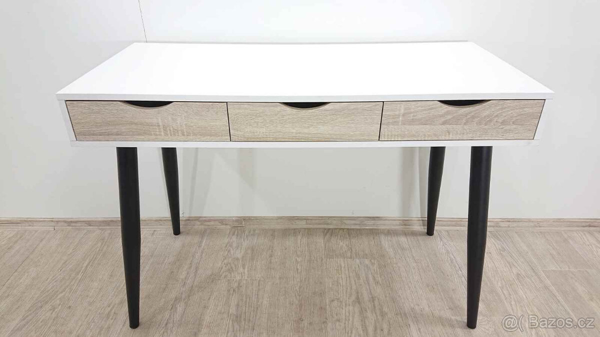 Pracovní stůl s černými nohami Neptun Actona