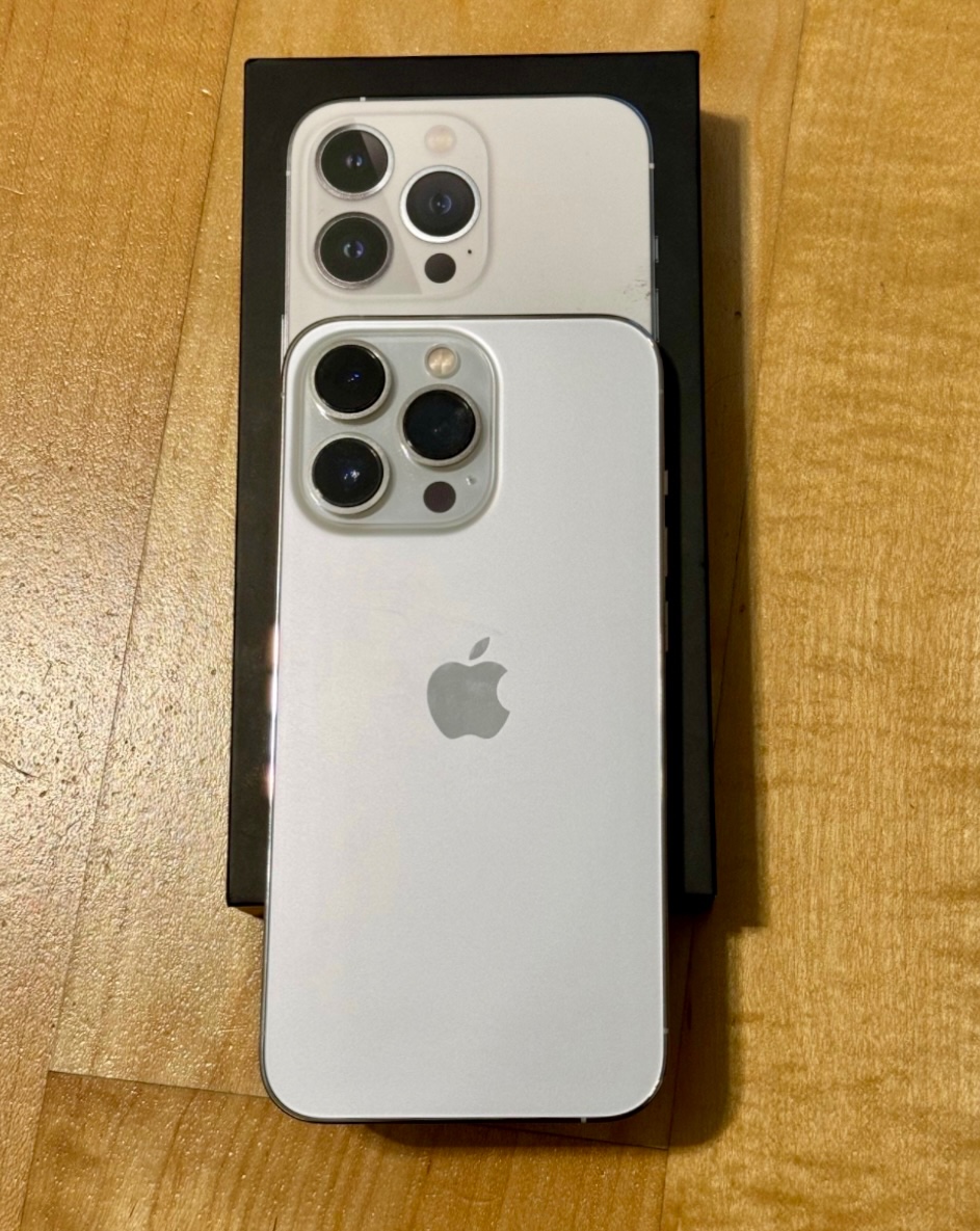 iPhone 13 Pro Silver BATERIE 100% TOP