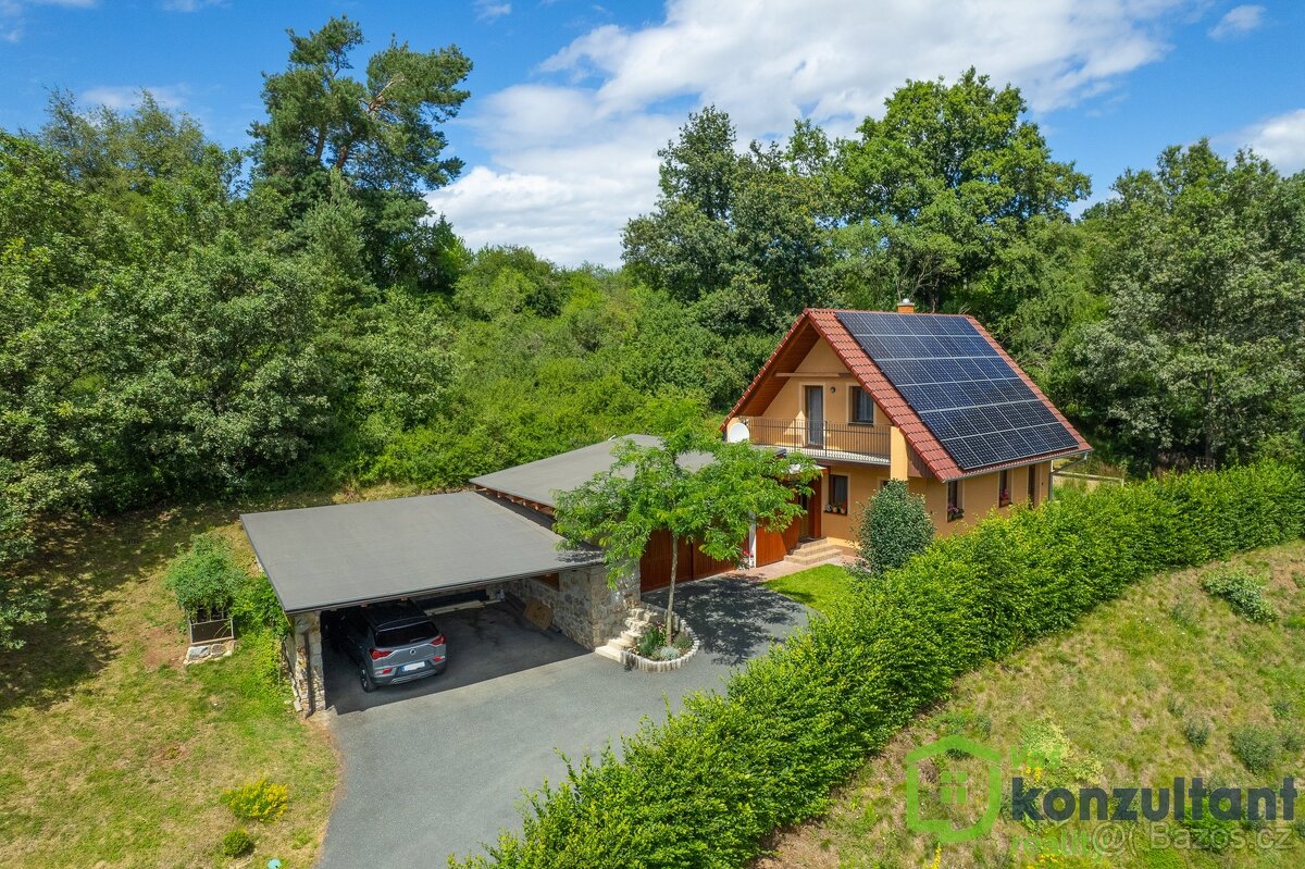 Prodej rodinného domu 3+kk, 110 m² – po rekonstrukci, fotovo