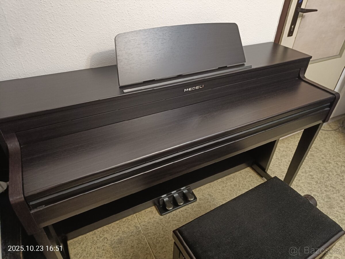Digitální Piano Medeli DP460K