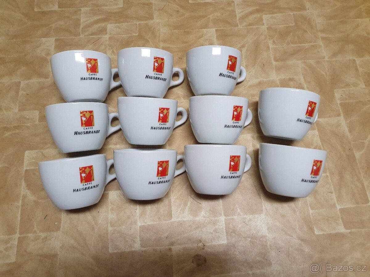 Sada 11 kavovych hrnicku Hausbrandt