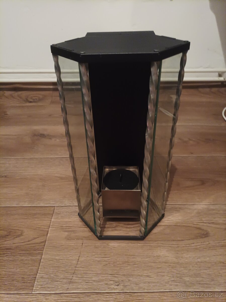 Lampa na tekutý líh