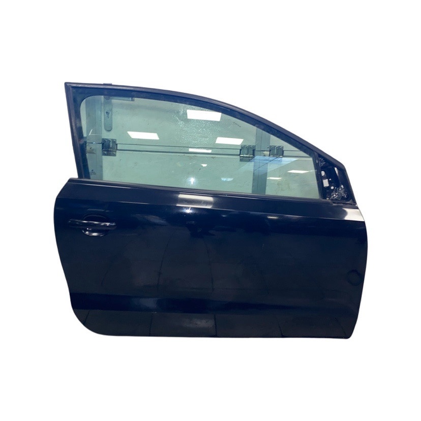 Pravé přední dveře černá metalíza LC9X VW Polo 6R r.v. 2012