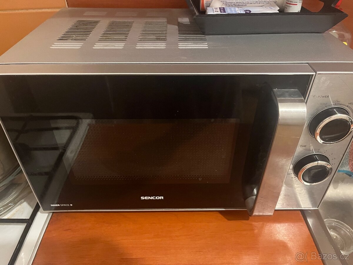 Mikrovlnka SENCOR
