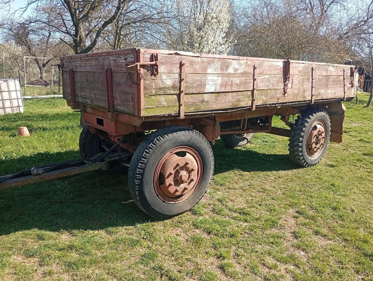 Vlečka,vlek, přívěs