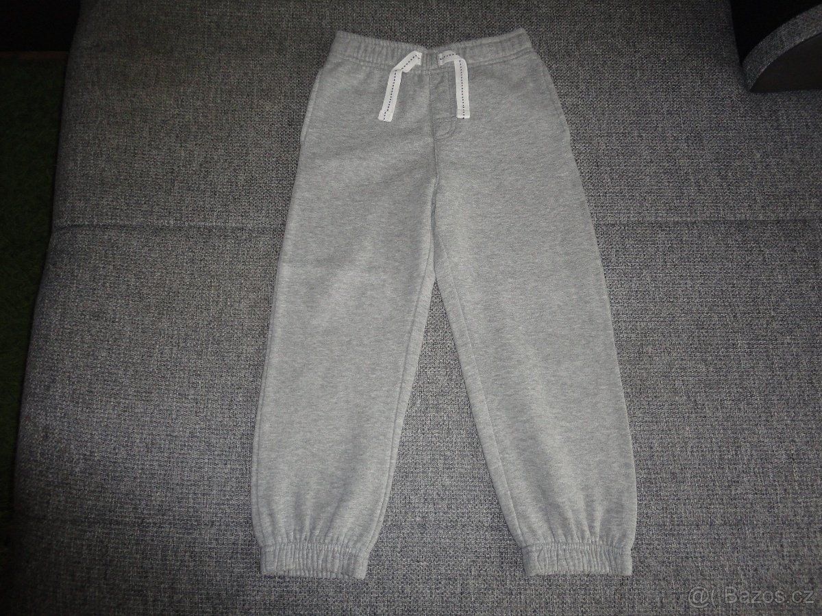 Tepláčky - zateplené, vel. 4-5Y