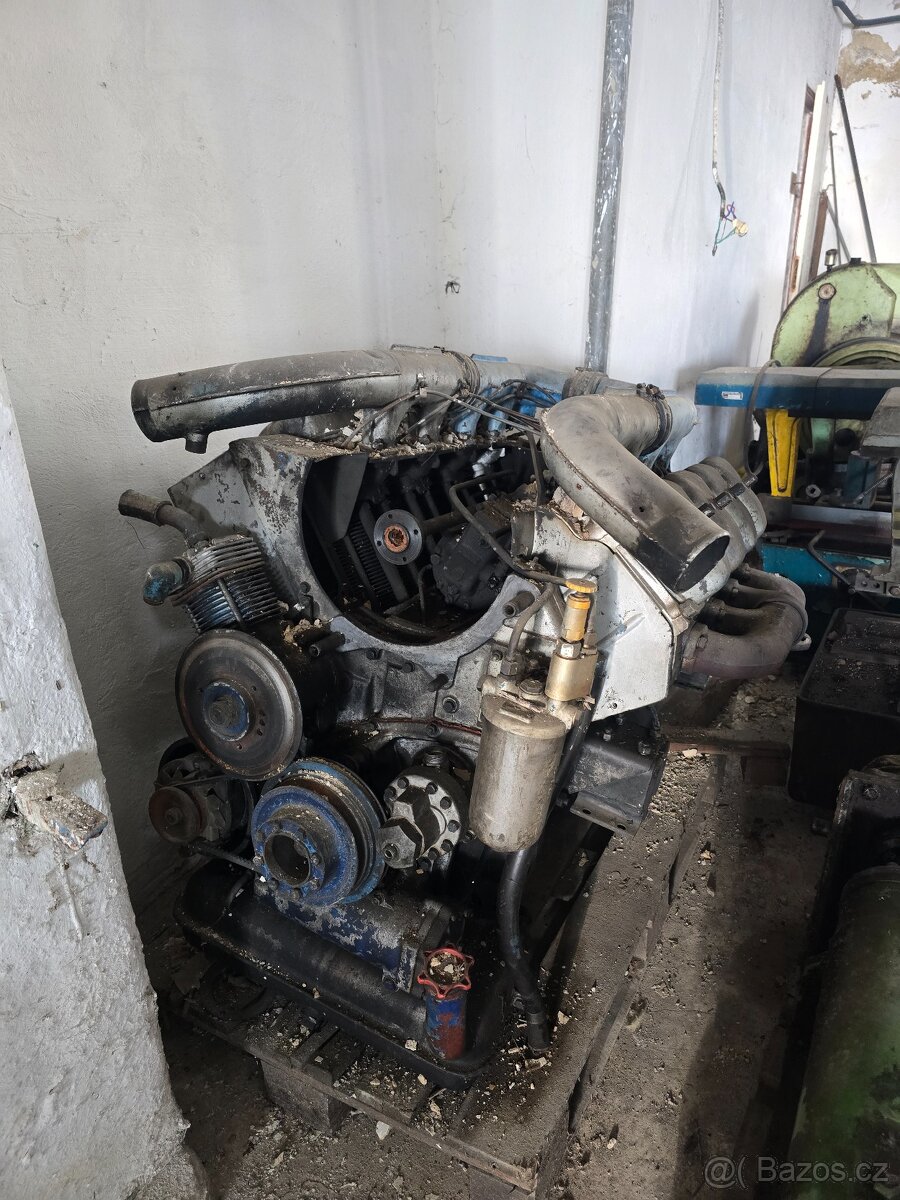 Motor Tatra 148