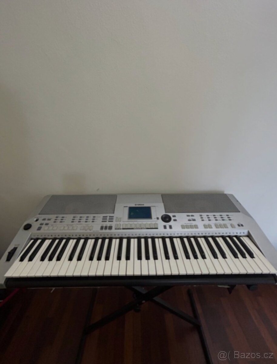 Yamaha PSR S 500