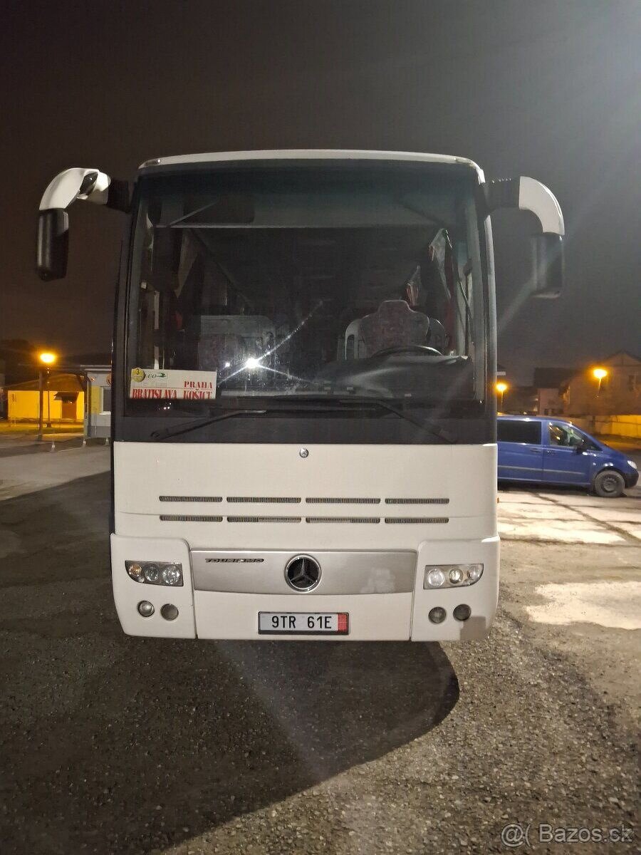 KUPIM Autobus Mercedes-Benz Tourismo , Renault Ilade