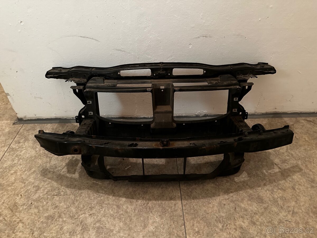 Přední stěna BMW E90