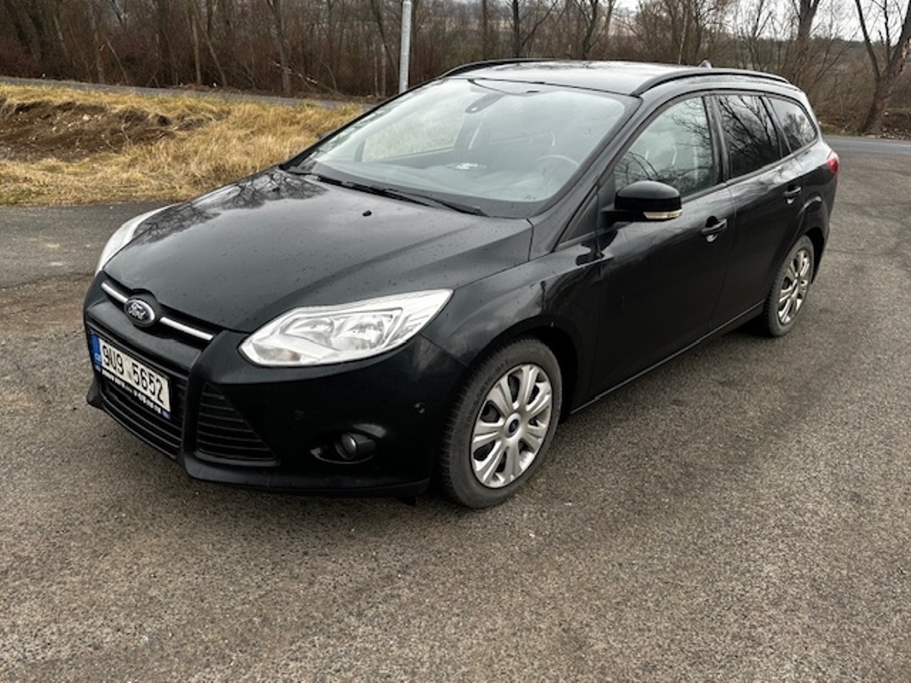 Ford Focus 1.0i 92kw, r.2014, rozvody, STK, pěkný stav