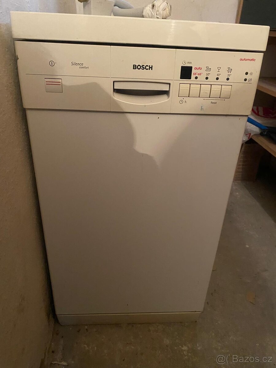 Myčka nádobí Bosch, šířka 45cm