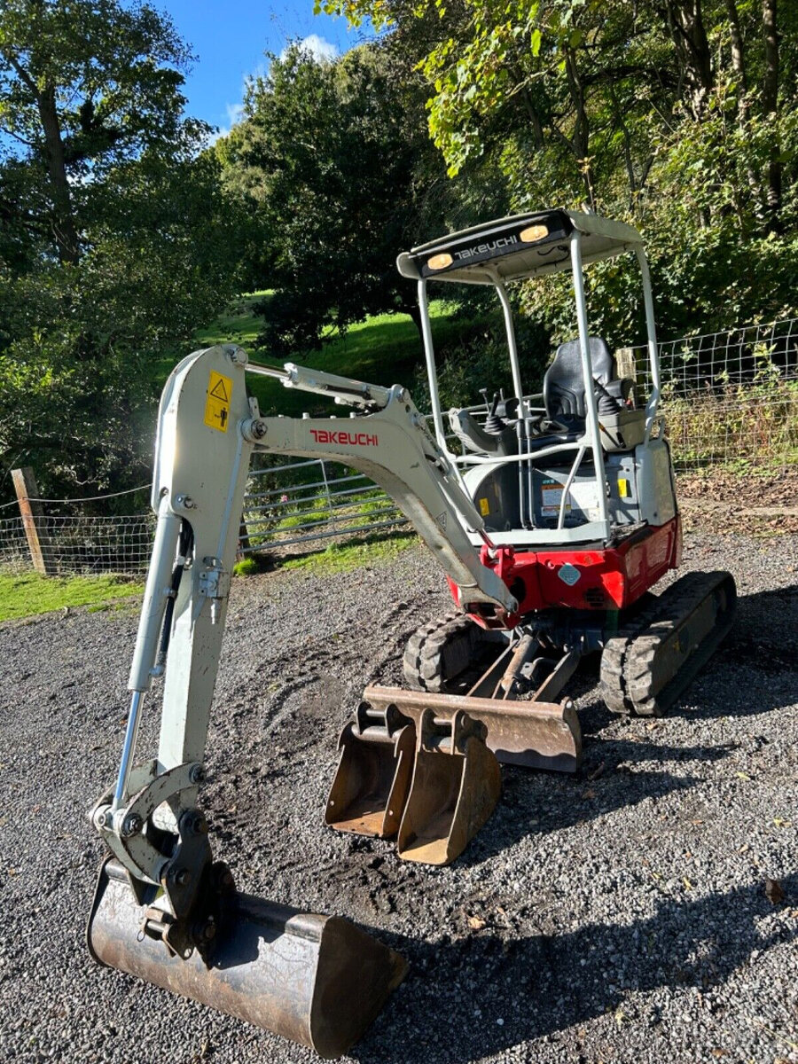 Takeuchi TBI-722