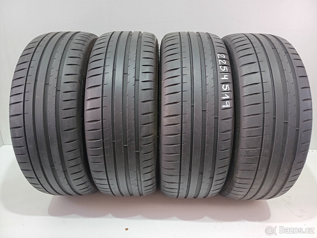 Letní pneu 225/45/19 Michelin