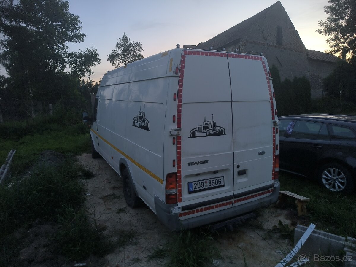 Ford transit maxi