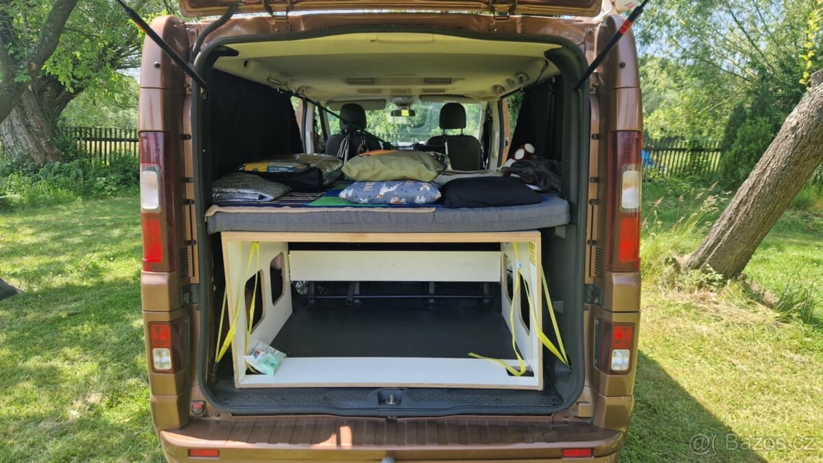 Postel do vozidla Opel Vivaro H1L2 dlouhá verze
