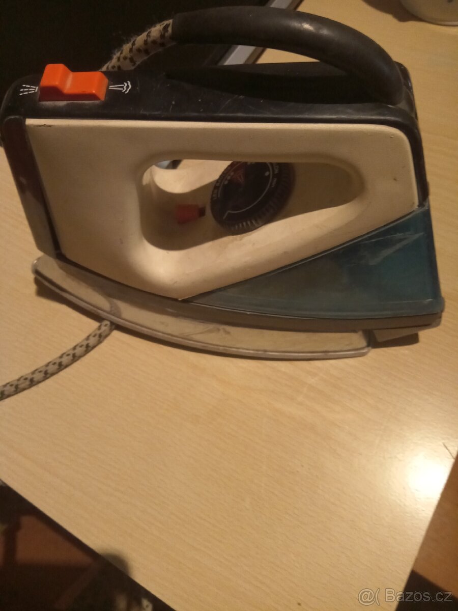 Retro žehlička