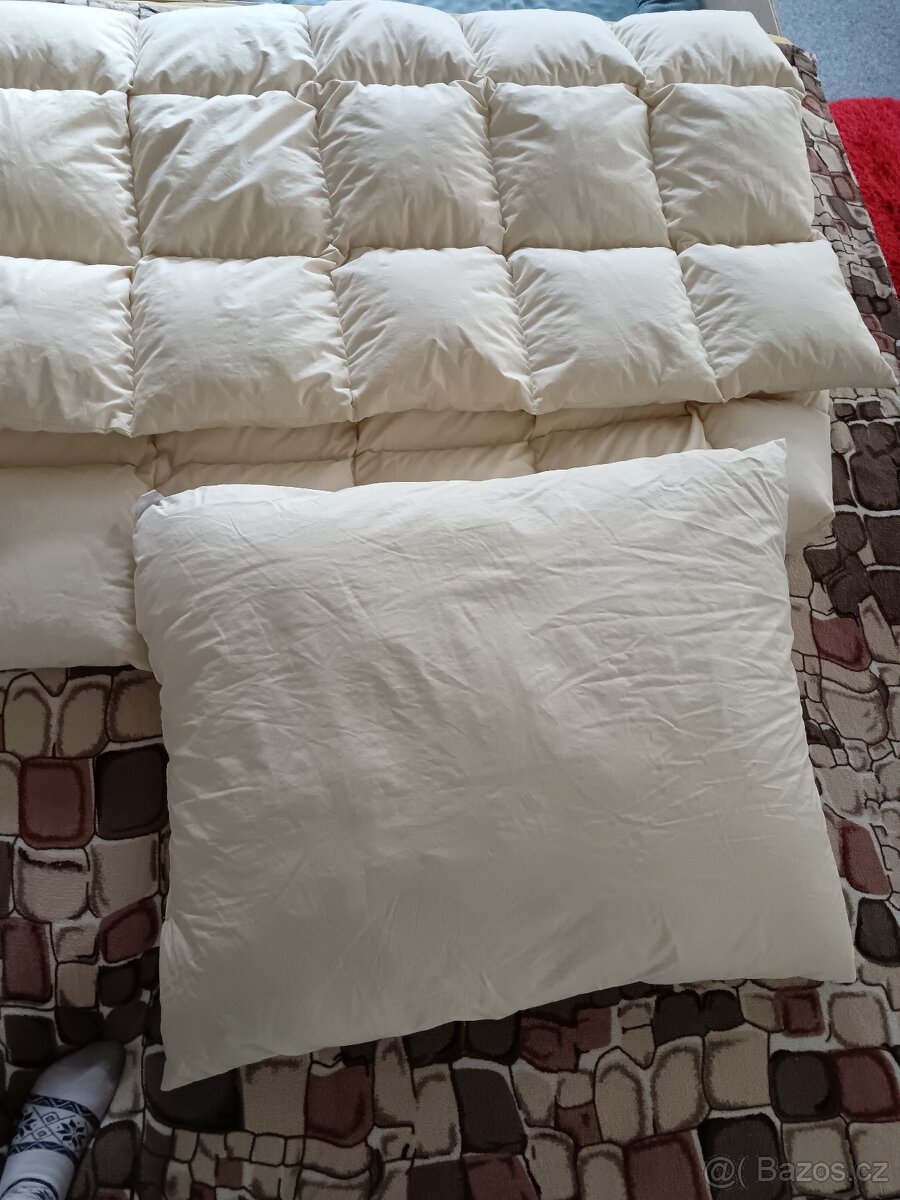 Prodám péřové přikrývky a polštáře