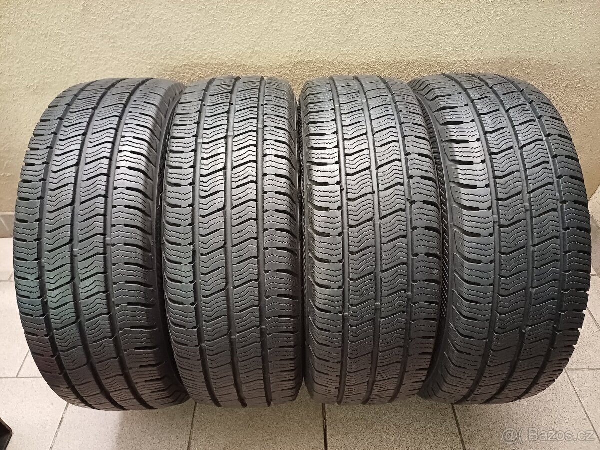 ZIMNÍ pneu Barum 215/65/r16C 4ks
