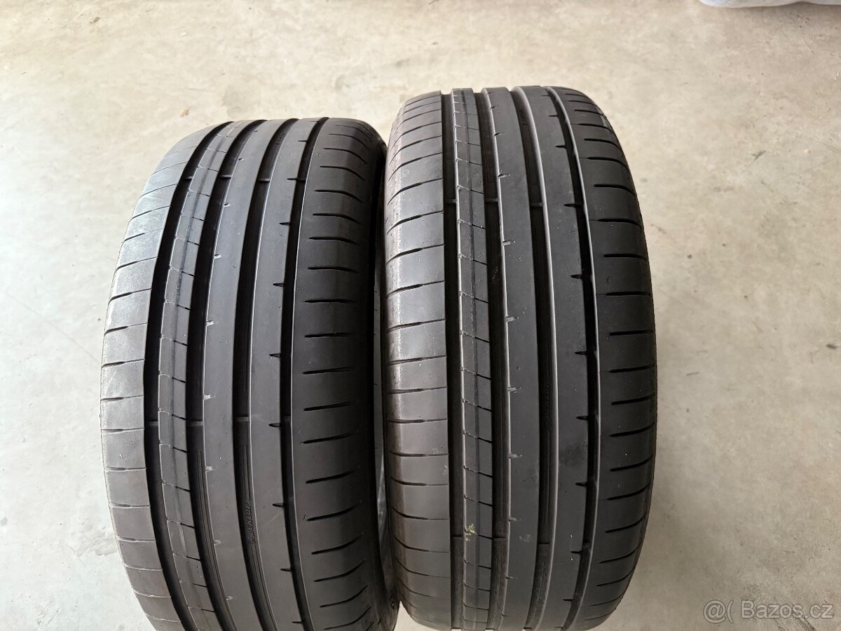 prodám letní pneumatiky 235/50/18 Dunlop dva kusy