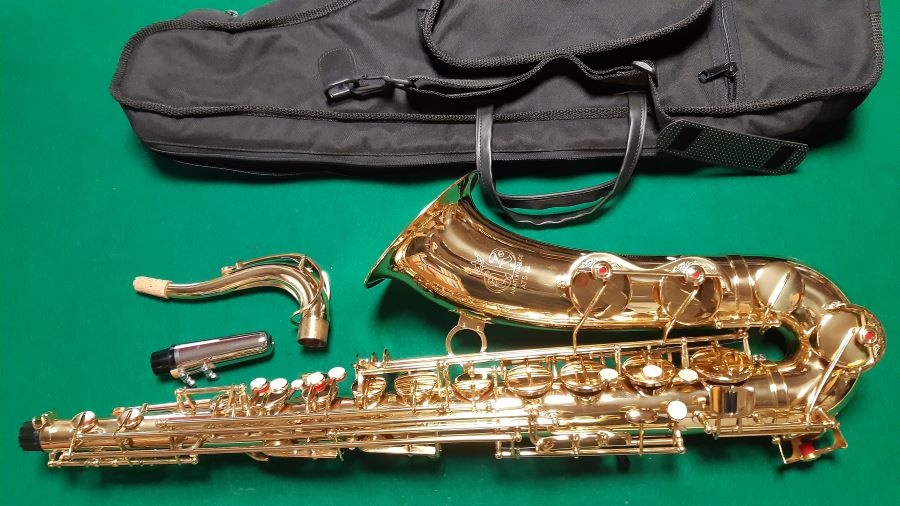 Tenor saxofon  ATS 32